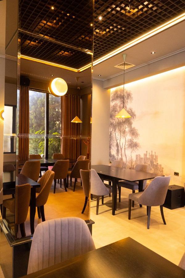 New Donantelo Hotel Vlorë Εξωτερικό φωτογραφία